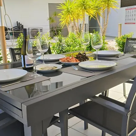 Oasis By Templesuites - Da Rocha